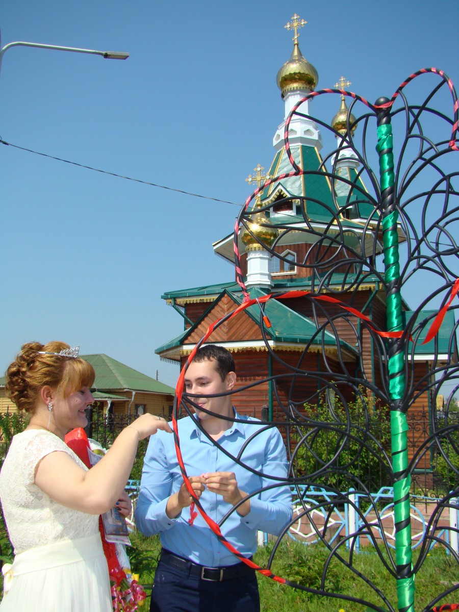 Сквер семьи любви и верности Тобольск